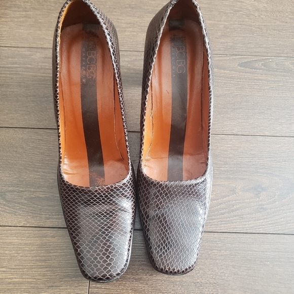 Vintage BcbgMaxazria Snake Leather Shoes - Picture 10 of 12